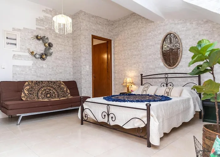 Maury Down Town Appartamento Naxos City