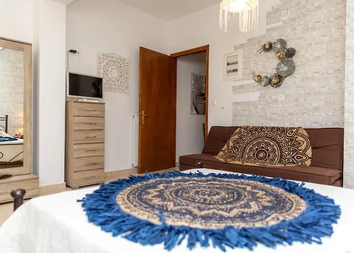 Maury Down Town Апартаменты *