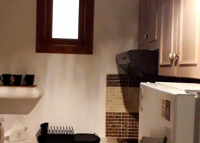 Maury Down Town Апартаменты